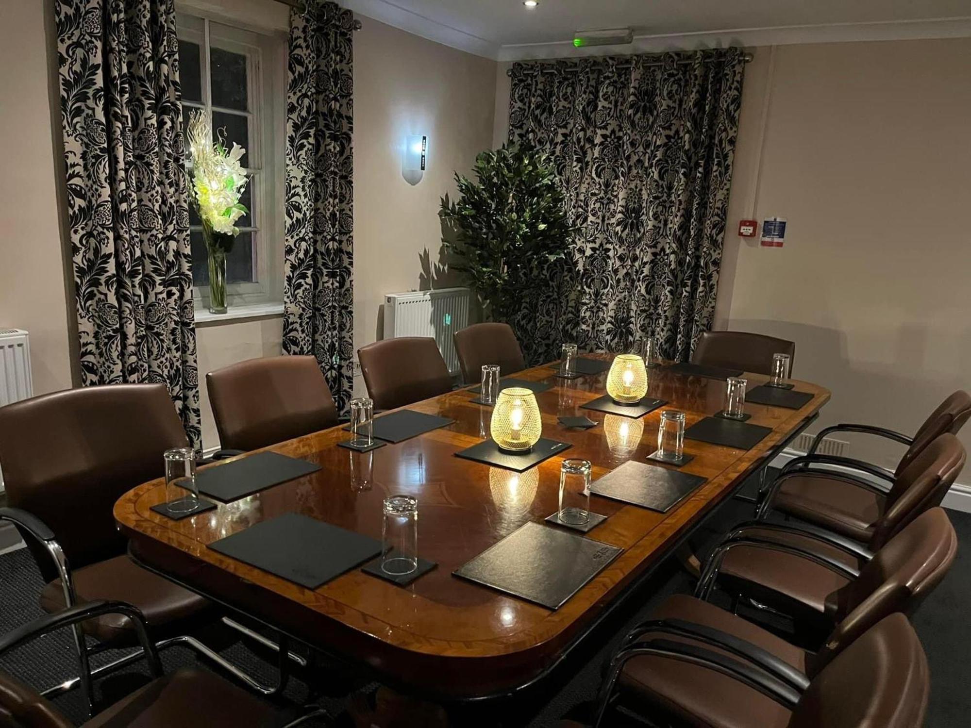 Best Western Priory Hotel Bury St. Edmunds Екстер'єр фото